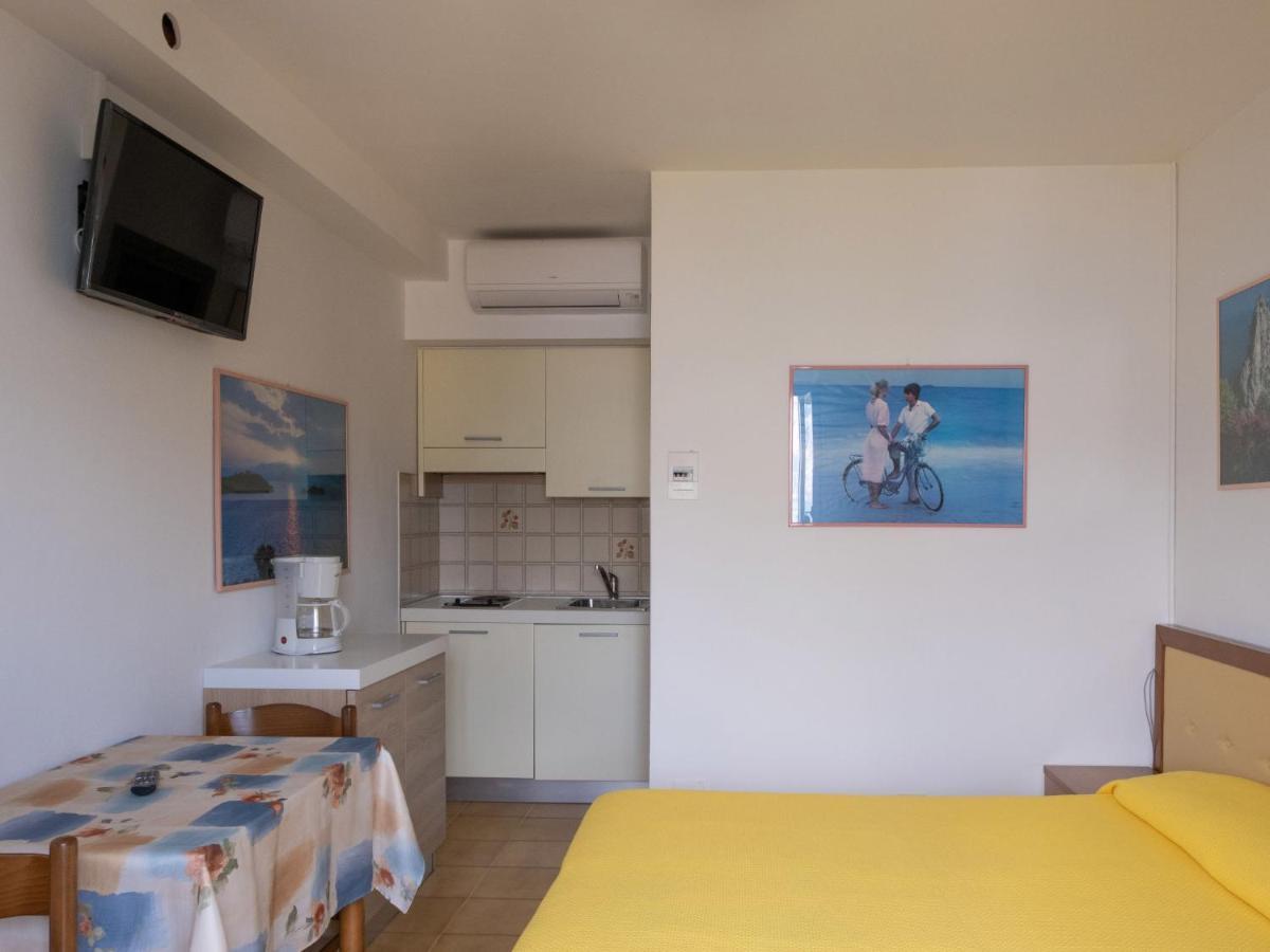Locazione Turistica Casa Maria-5 By Interhome 阿森扎迪布伦佐内 外观 照片